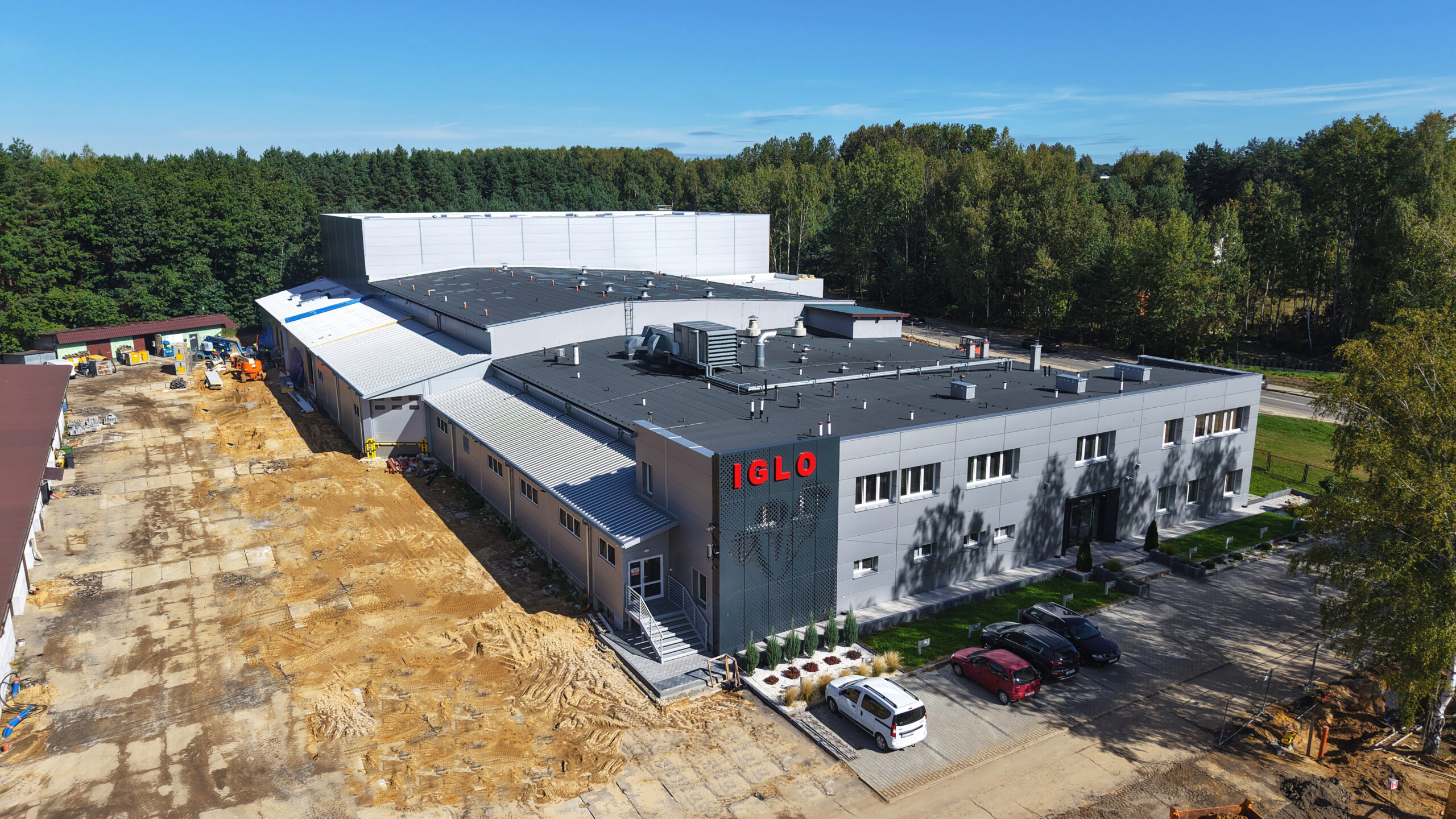 Sesja zdjęciowa z placu budowy hali stalowej dla firmy Iglo w Zawierciu